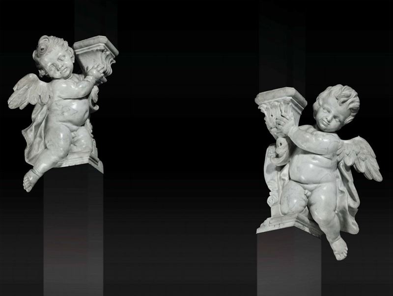 Importante coppia di putti reggimensola in marmo bianco. Arte barocca italiana (Genova?) del XVII secolo  - Asta Scultura, Arredi e Oggetti d'Arte - Cambi Casa d'Aste