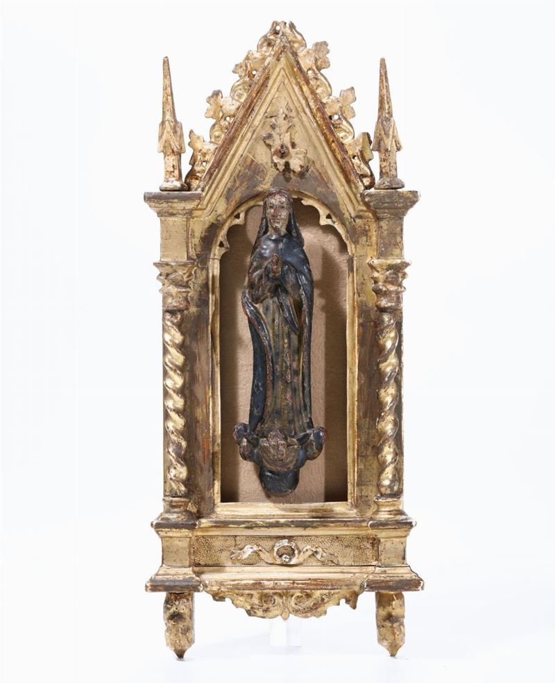 Edicola in legno intagliato e dorato con Santo, XIX-XX secolo  - Asta Arredi, Dipinti e Oggetti d'Arte - Cambi Casa d'Aste