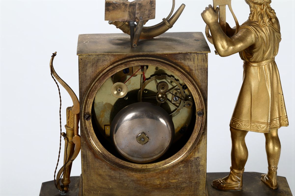 Pendola da Tavolo in Bronzo Dorato, Francia XIX Secolo