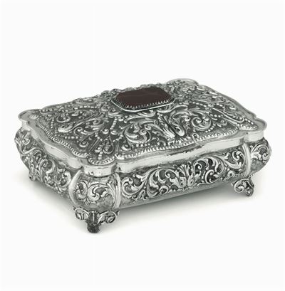 Scatola Portagioie in Argento Fuso e Cesellato, Argentiere Mario Buccellati, Milano Terzo Quarto ...