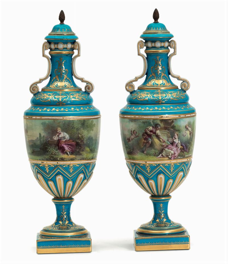 Coppia di vasi con coperchi Francia, seconda metà del XIX secolo  - Asta Maioliche e Porcellane - Cambi Casa d'Aste