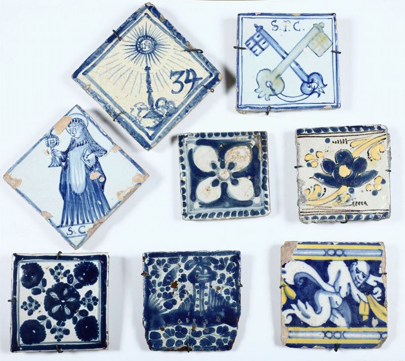 Otto piastrelle Italia, XVI-XVII secolo  - Asta Maioliche e Porcellane - Cambi Casa d'Aste