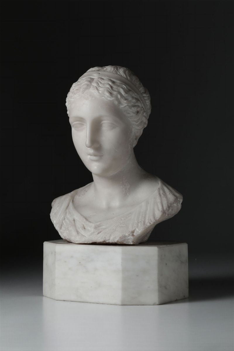 Busto Muliebre (dea?) in Marmo Bianco, Arte Neoclassica Italiana tra il XVIII e il XIX Secolo