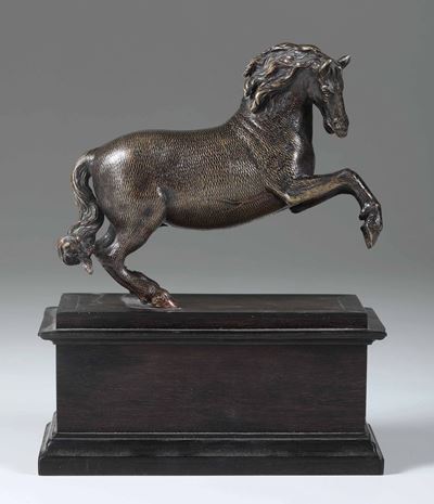 Cavallo che Si Impenna. Bronzo Fuso e Cesellato. Base a Plinto in Legno Ebanizzato. Fonditore Pro...