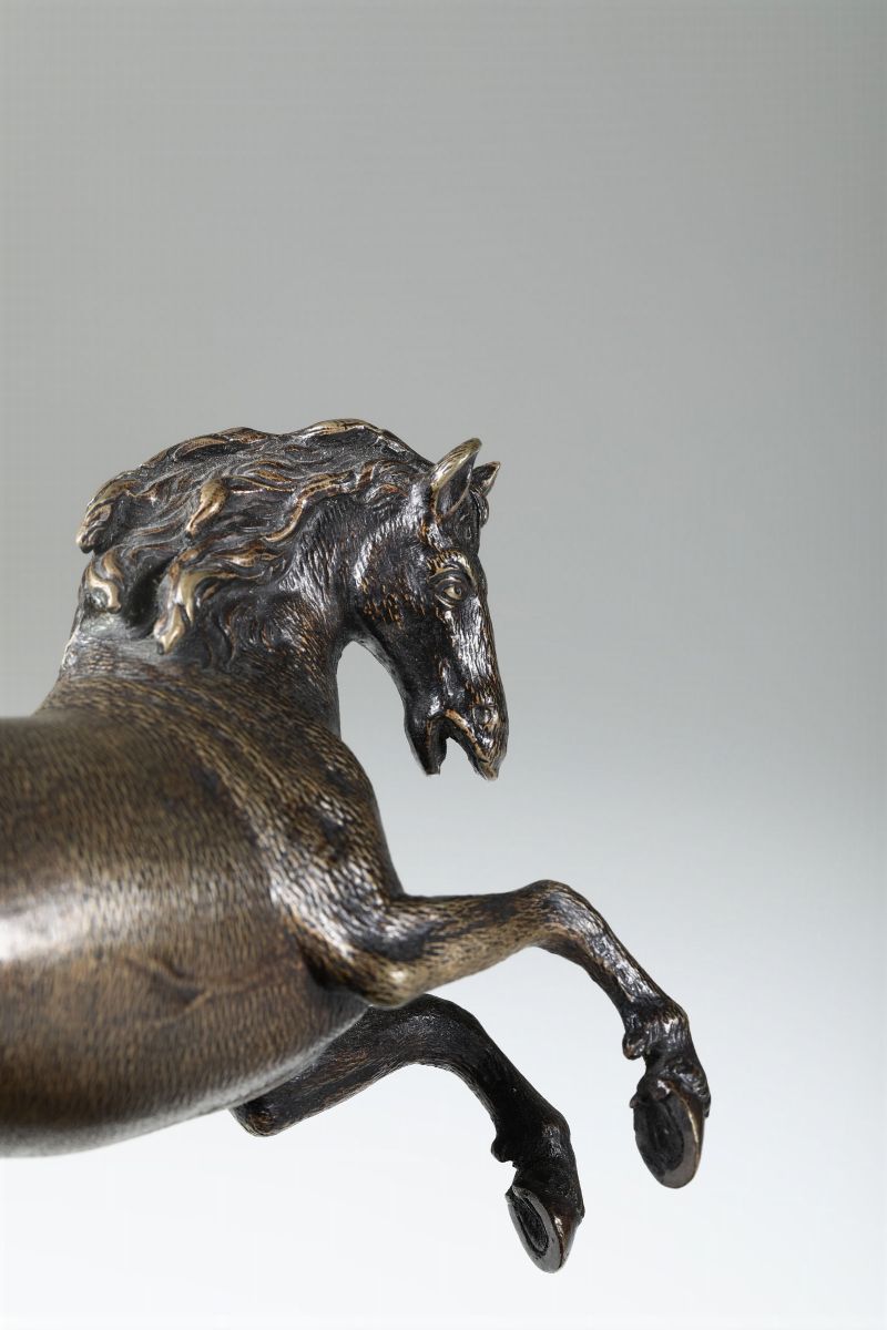 Cavallo che Si Impenna. Bronzo Fuso e Cesellato. Base a Plinto in Legno Ebanizzato. Fonditore Pro...