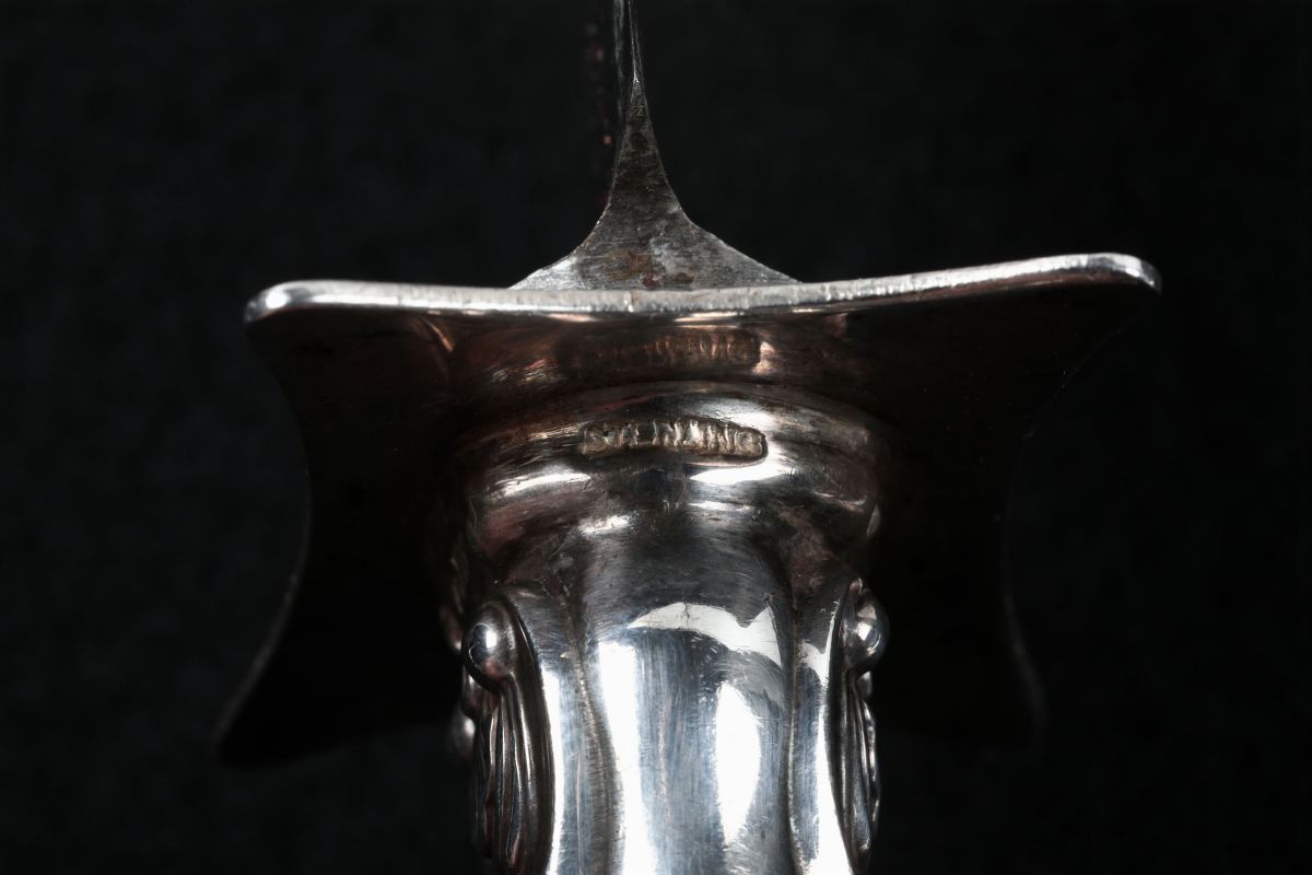 Servizio di Posate in Argento Fuso e Cesellato, Gorham Inghilterra XX Secolo
