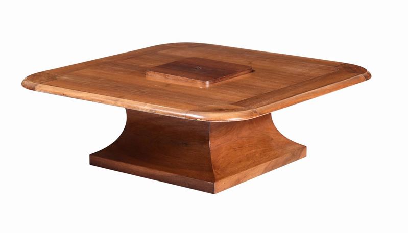 Tavolo basso con struttura e piano in legno.  - Auction Twentieth-century furnishings | Time Auction - Cambi Casa d'Aste