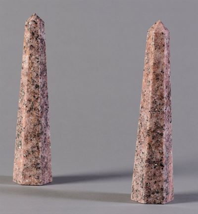 Coppia di Obelischi in Calcite