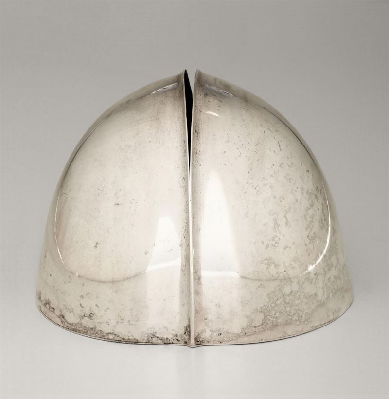 A L. Sabattini metal vase.  - Auction Design - Cambi Casa d'Aste