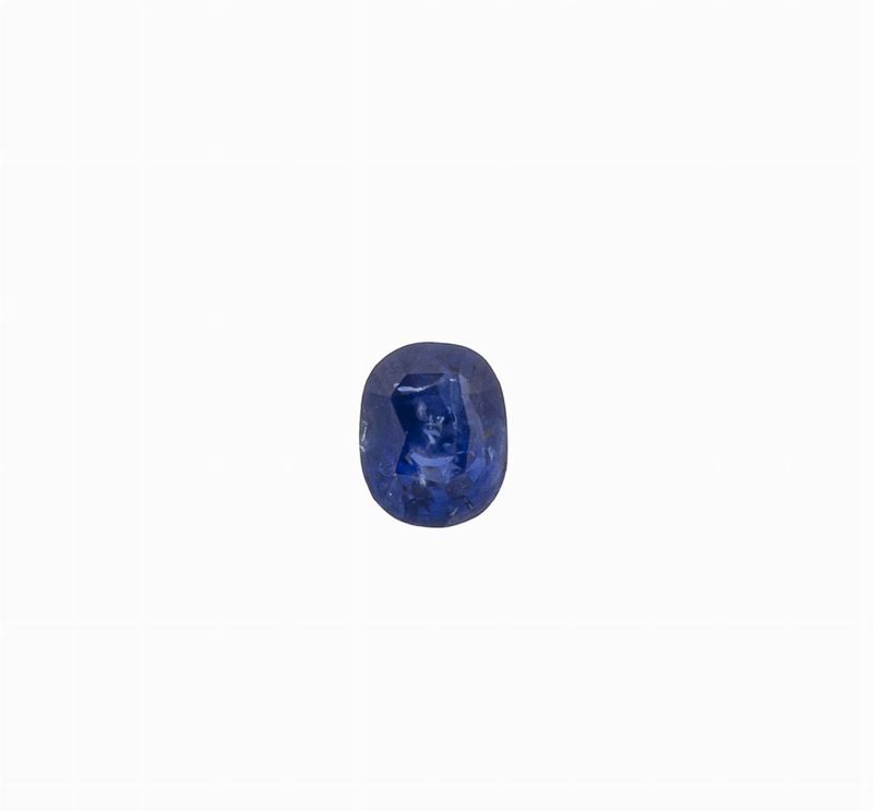 Sri Lankan sapphire, weighing 17.91 carats.  Gemmological Report R.A.G. Torino n. C19018mn. No indication of heating  - Auction Fine Jewels  - Cambi Casa d'Aste