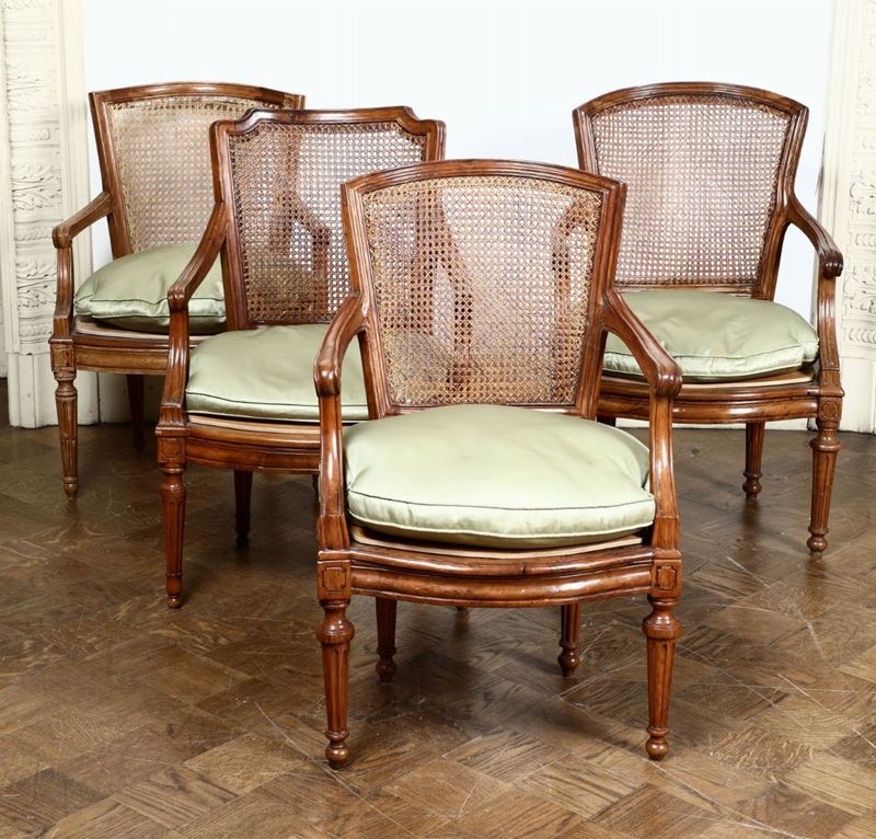 Quattro poltrone Luigi XVI in noce intagliato, Genova, XVIII secolo  - Auction Furnitures, Paintings and Works of Art - Cambi Casa d'Aste
