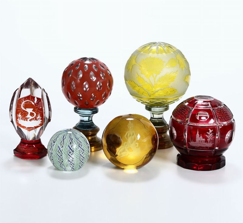 Collezione di sei palle in cristallo  - Asta Arredi, Dipinti e Oggetti d'Arte - Cambi Casa d'Aste
