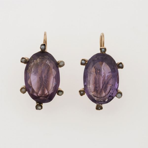 Pair of amethyst earrings