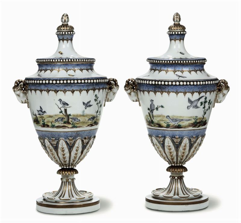 Coppia di vasi Spagna, Madrid, Real Fabbrica di Buen Retiro, 1800 circa  - Auction Fine Art - Cambi Casa d'Aste