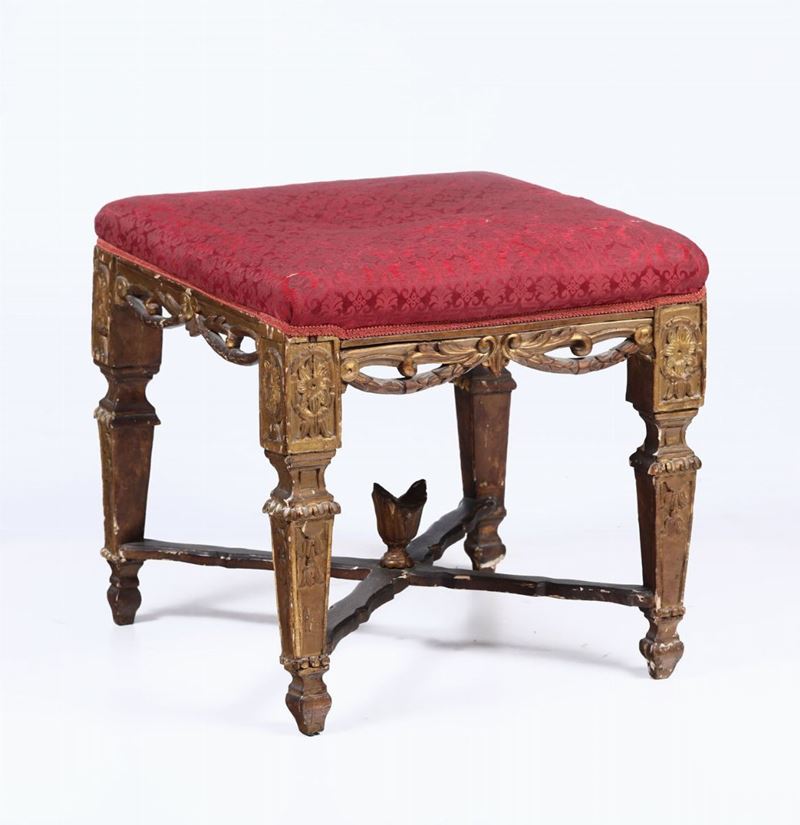 Sgabello in legno intagliato e dorato, fine XVIII secolo  - Auction Furnitures, Paintings and Works of Art - Cambi Casa d'Aste