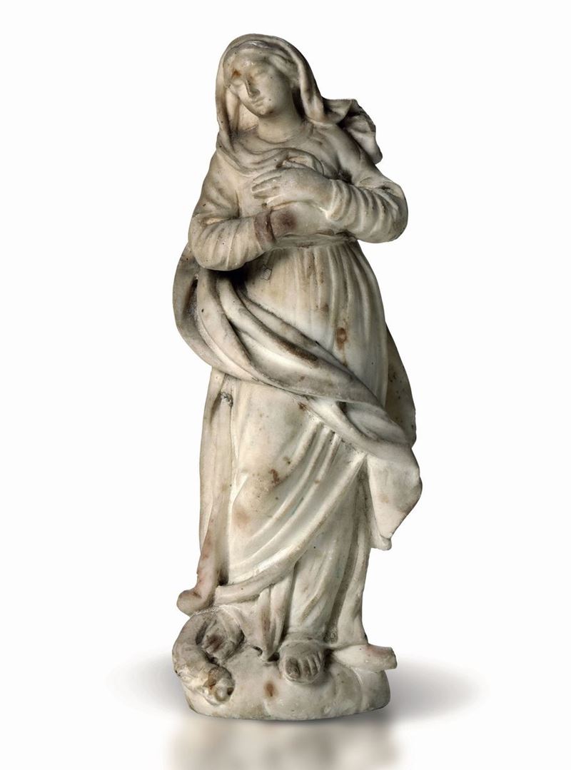 Madonna Immacolata in marmo bianco. Scultore operante il Liguria nel XVIII secolo  - Asta Scultura e Oggetti d'Arte - Cambi Casa d'Aste