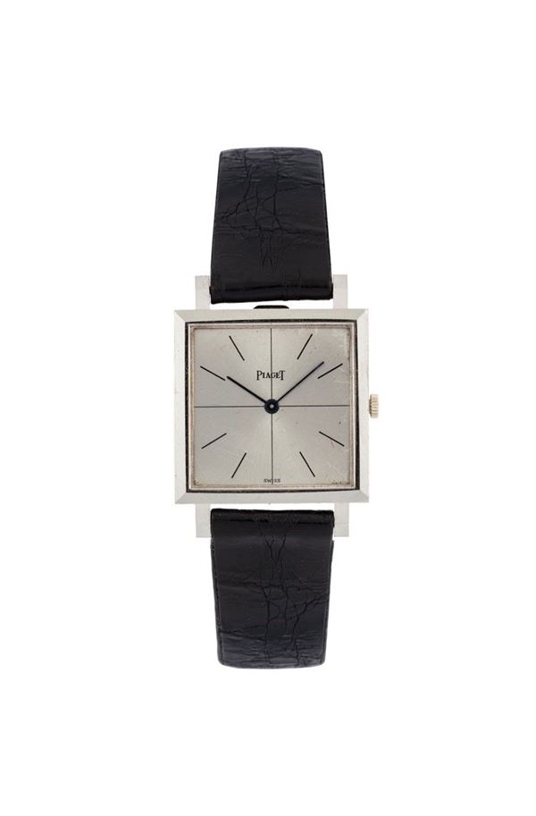 PIAGET - White gold wristwatch with original leather strap. 70's circa.