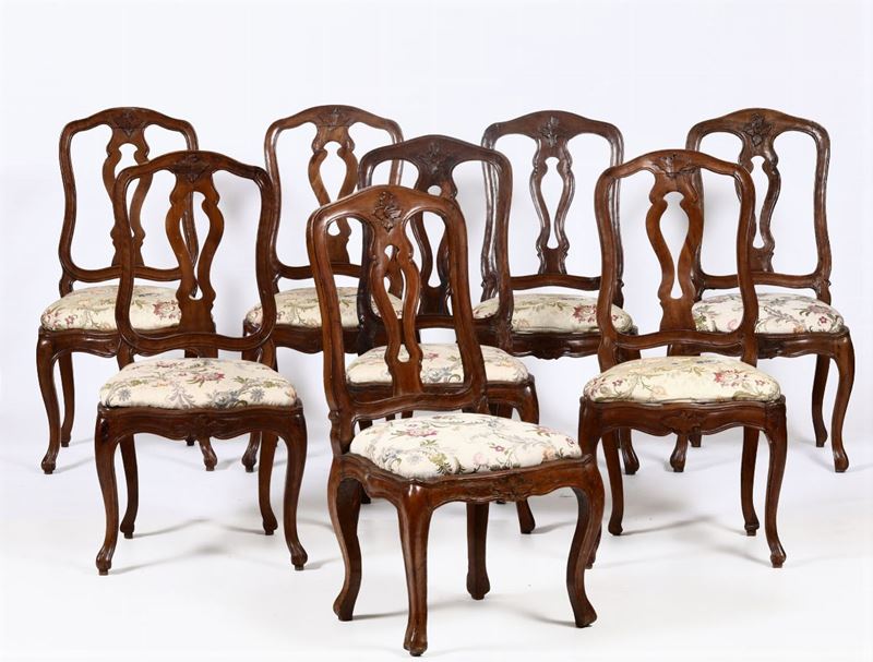 Otto sedie in noce Luigi XV, Genova XVIII secolo  - Auction Antiques V - Cambi Casa d'Aste
