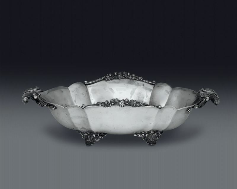 Centrotavola in argento. Argenteria artistica italiana del XX secolo  - Asta L'Art de la Table - Cambi Casa d'Aste