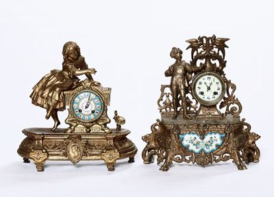 Due Pendole Figurate. Francia XIX Secolo