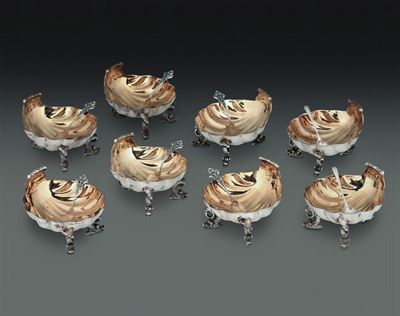 Otto Saliere in Argento Primo Titolo. Argenteria Milanese del XX Secolo. Realizzate per la Botteg...