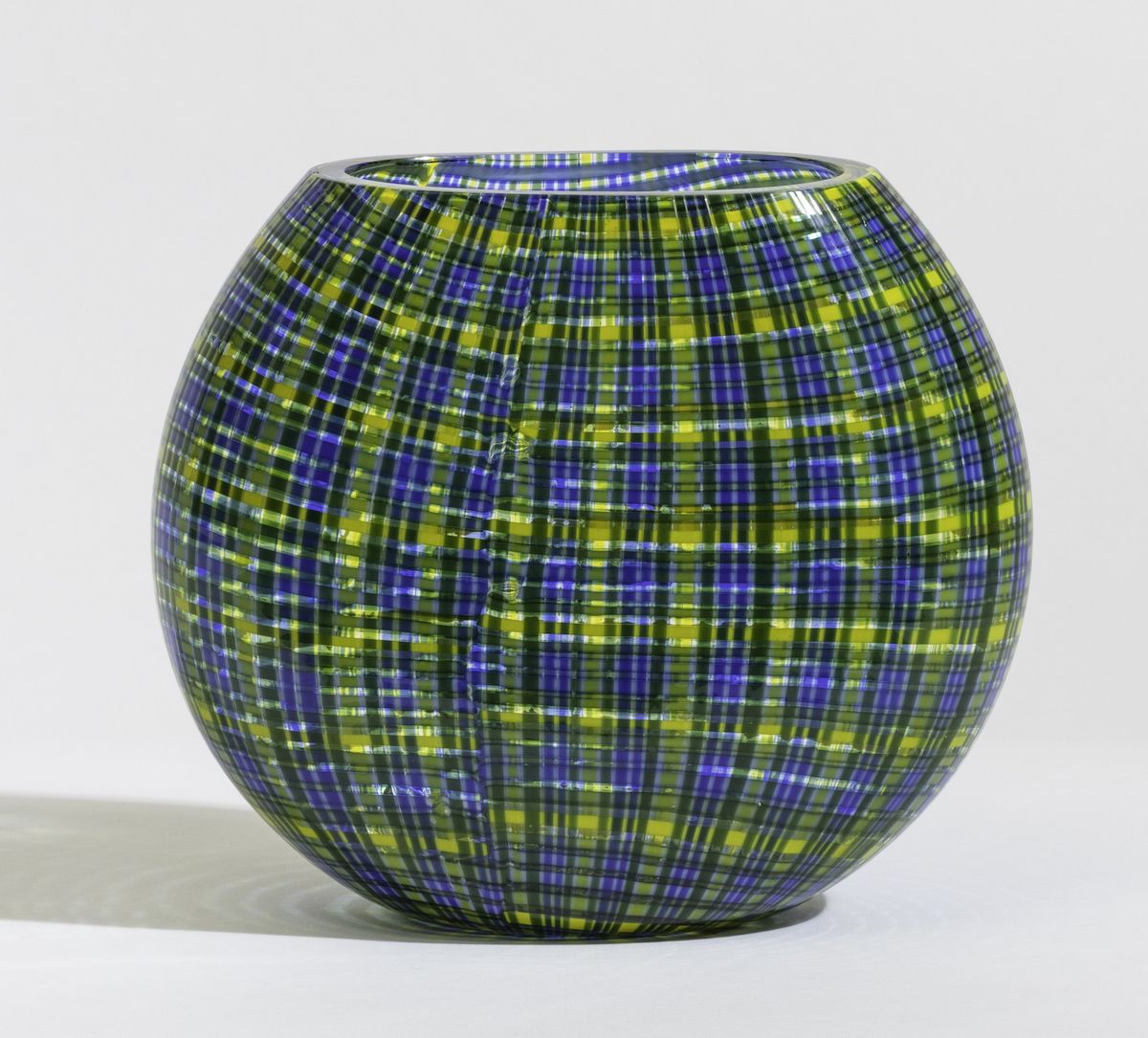 Alessandro Diaz de Santillana, Vaso Scozzesi Venini, vetro soffiato policromo, Murano (1989 ca.)