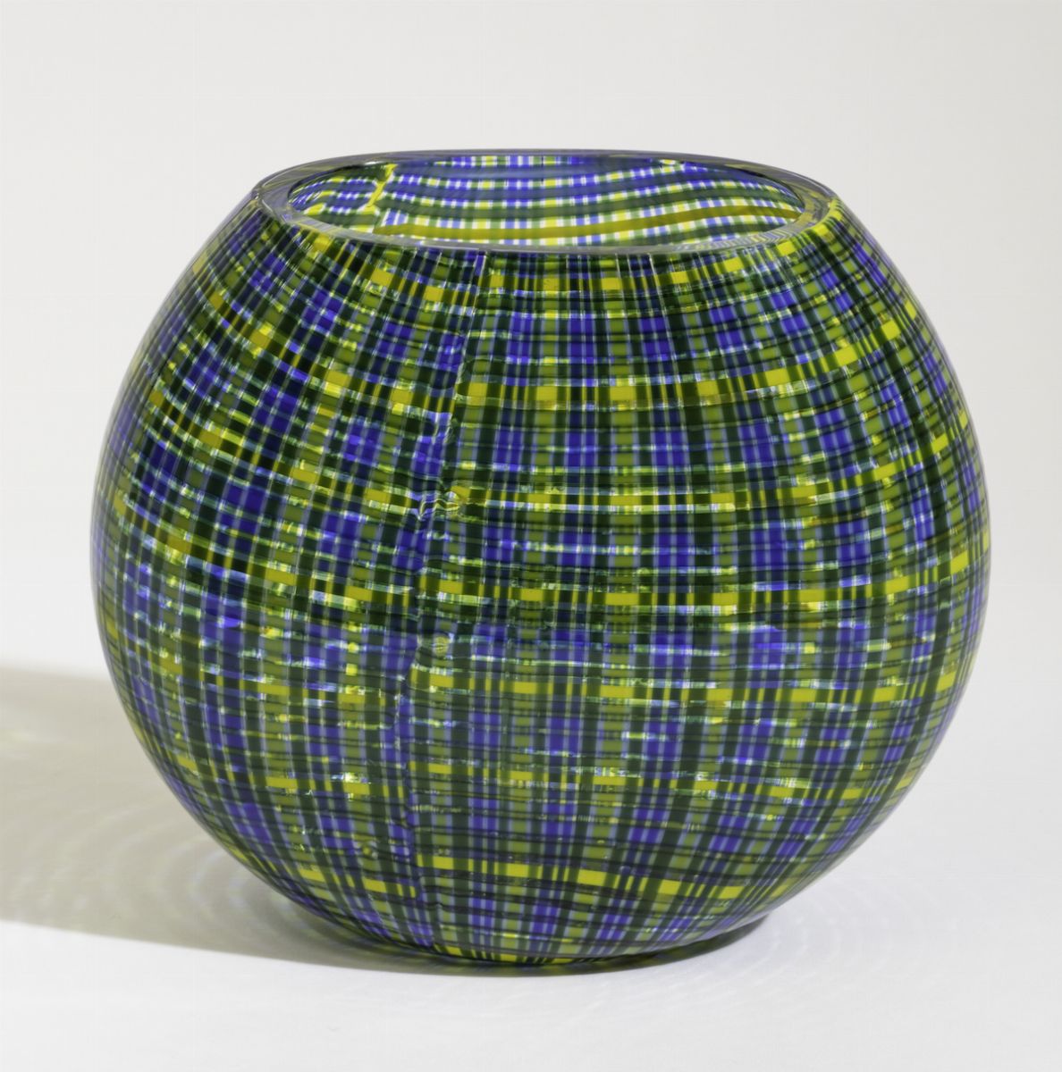 Alessandro Diaz de Santillana, Vaso Scozzesi Venini, vetro soffiato policromo, Murano (1989 ca.)