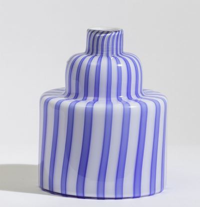 Alessandro Mendini, Vaso “Berito” in vetro soffiato incamiciato (Venini), Murano, 1988 ca