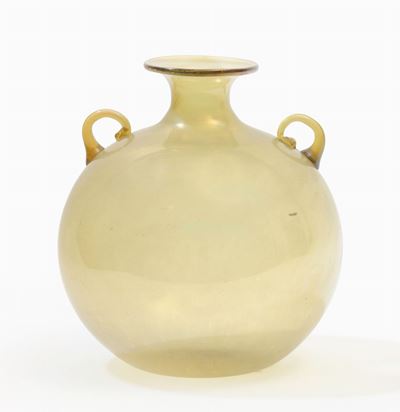 MVM Cappellin, Vaso a sfera in vetro soffiato pagliesco iridato (circa 1925)