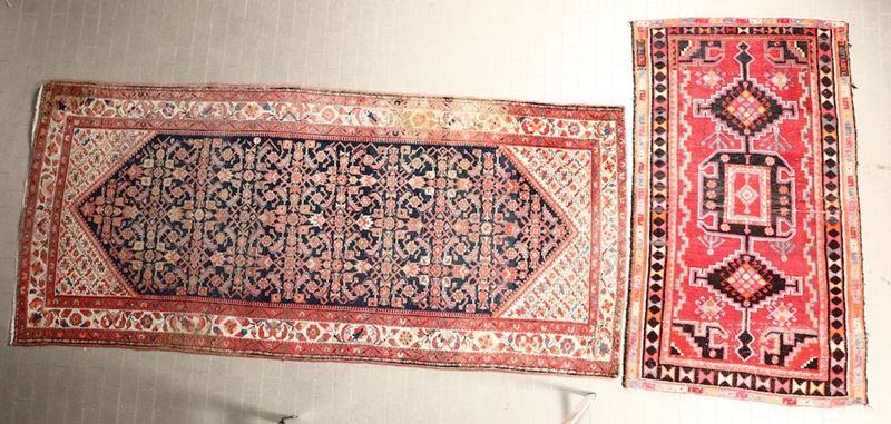Lotto di due tappeti, Persia XX secolo  - Asta Arredi, Dipinti e Oggetti d'Arte - Cambi Casa d'Aste