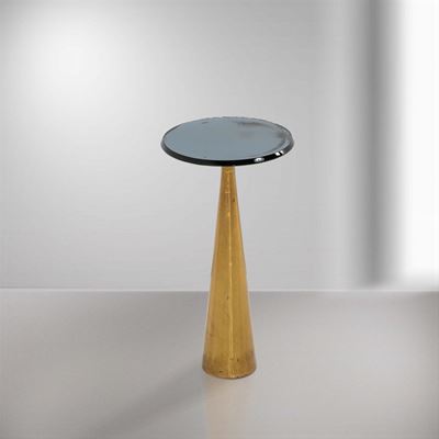Tavolino D'appoggio con Struttura in Ottone e Piano in Vetro Molato e Specchiato.