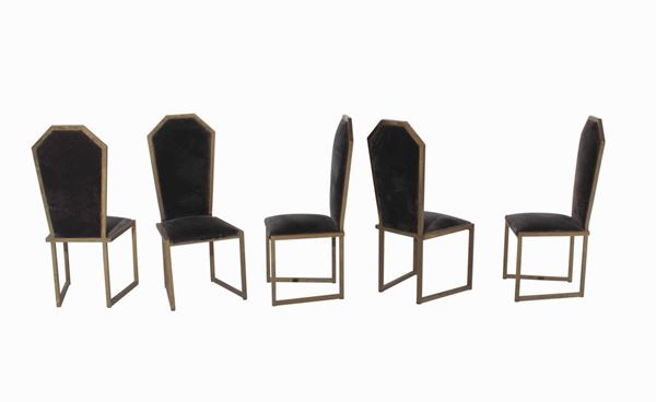 Gruppo di sei sedie in ottone con rivestimenti in tessuto.