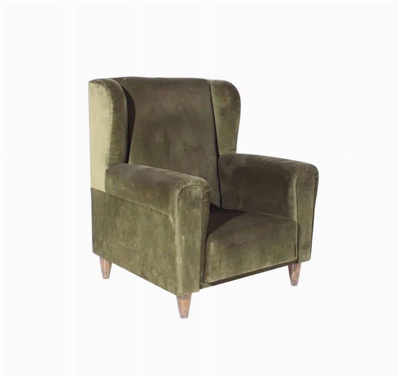 Poltrona con struttura in legno e rivestimenti in velluto.  - Asta Design - Cambi Casa d'Aste