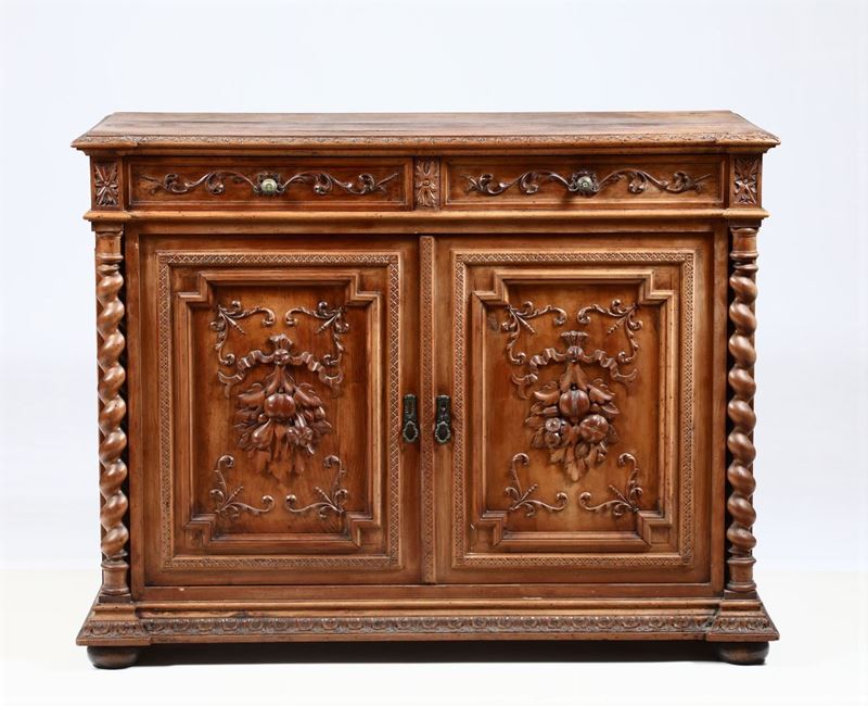 Credenza in legno intagliato, XX secolo  - Asta Arredi, Dipinti e Oggetti d'Arte - Cambi Casa d'Aste