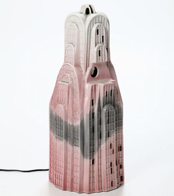Ronzan, Torino. Lampada da tavolo in ceramica Empire State Building