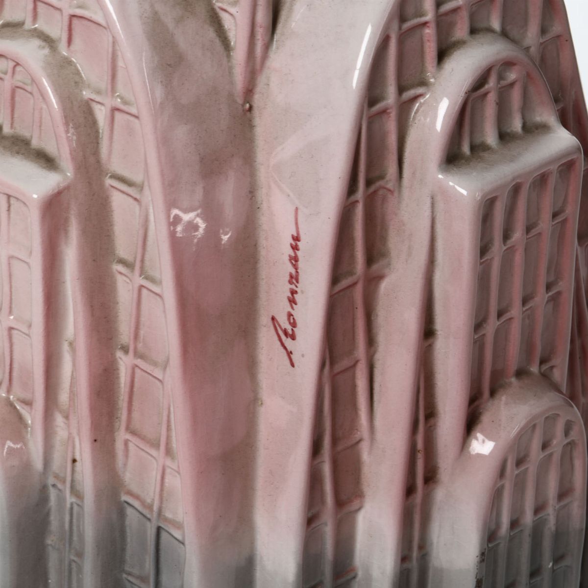 Ronzan, Torino. Lampada da Tavolo in Ceramica Empire State Building