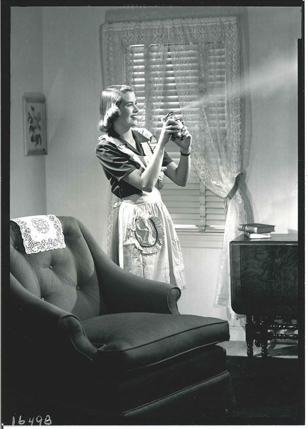 Grace Kelly fa da modella pubblicitaria, giugno 1948