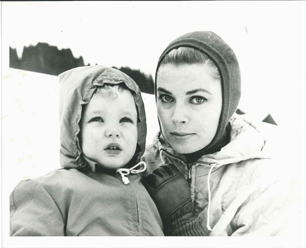Grace Kelly e Alberto sulla neve