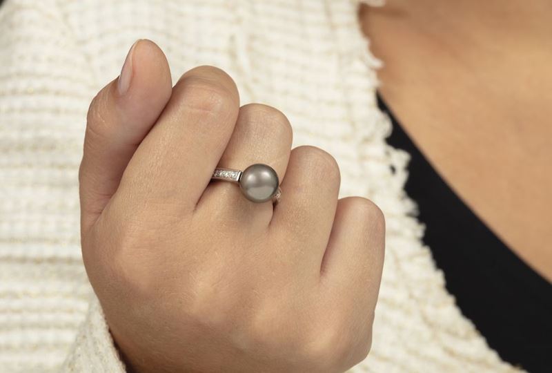 Cultured gray pearl and diamond ring  - Auction Jewels - Cambi Casa d'Aste