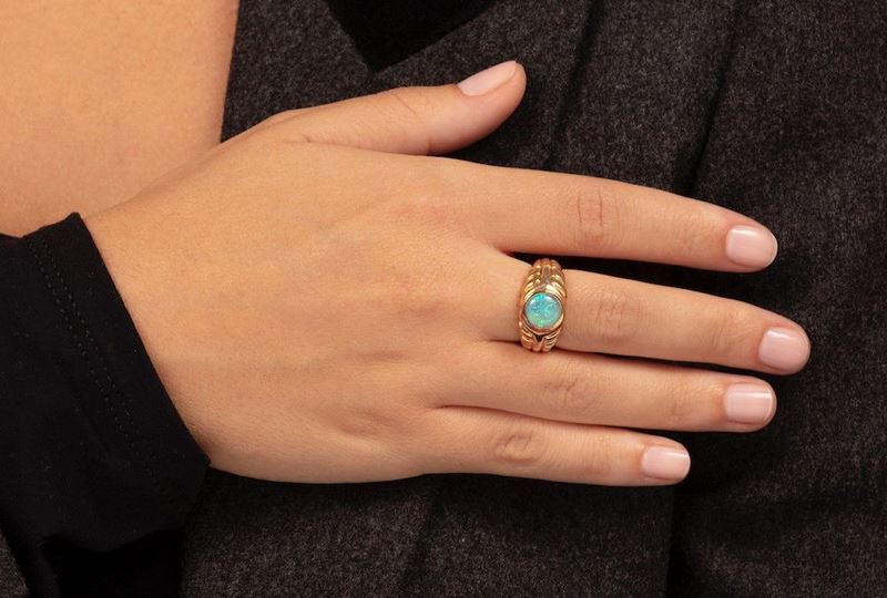 Opal and gold ring  - Auction Jewels - Cambi Casa d'Aste