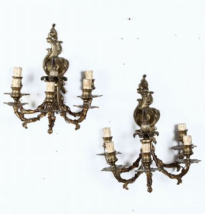 Coppia di Appliques in Bronzo Dorato a Cinque Luci. Francia, Fine XIX Secolo