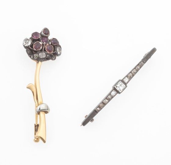 Group of two brooches  - Auction Jewels - Cambi Casa d'Aste
