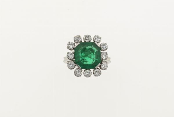 Colombian emerald and diamond cluster ring. Gemmological Report R.A.G. Torino