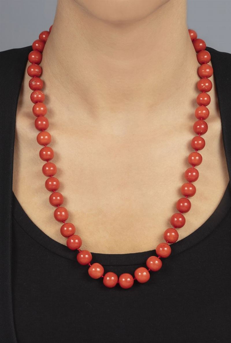 Collana in corallo  - Auction Jewels and Corals | Time Auction - Cambi Casa d'Aste