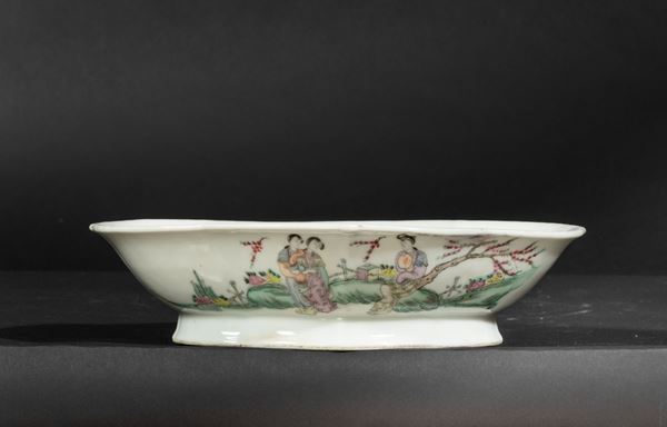 A Pink Family bowl, China, Qing Dynasty, 1800s