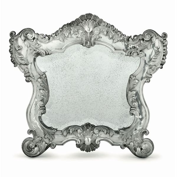 Cornice in argento con specchio sagomato e molato. Argentieria artistica italiana, seconda metÃ  del XX secolo