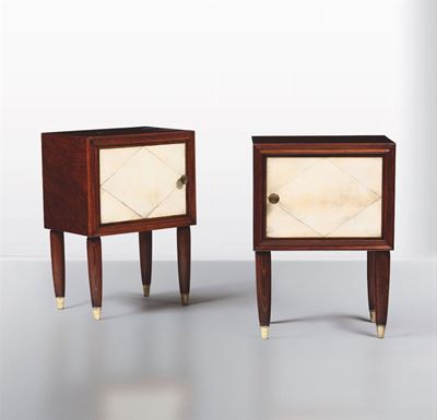 Due Comodini con Struttura in Legno, Dettagli e Puntali in Ottone e Rivestimenti in Pergamena.