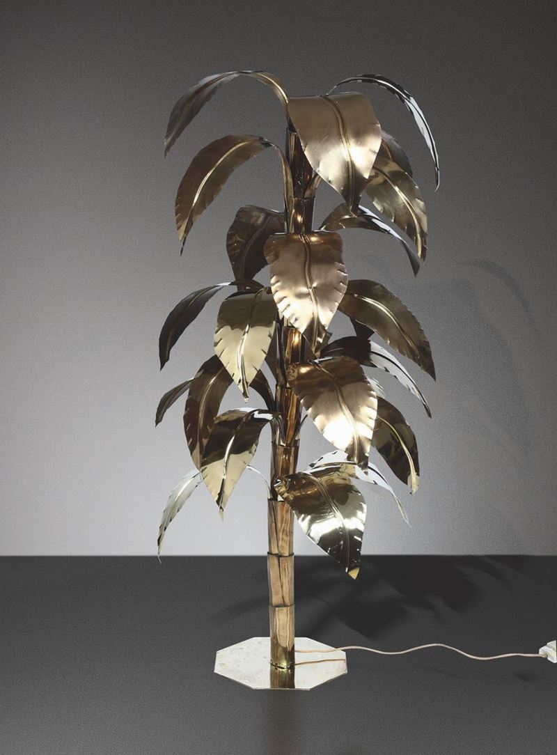 Lampada da terra con struttura in ottone e metallo.  - Asta Design - Cambi Casa d'Aste
