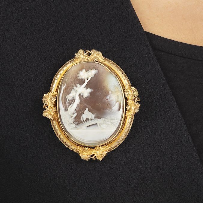 Spilla con cammeo  - Auction Jewels and Corals | Time Auction - Cambi Casa d'Aste