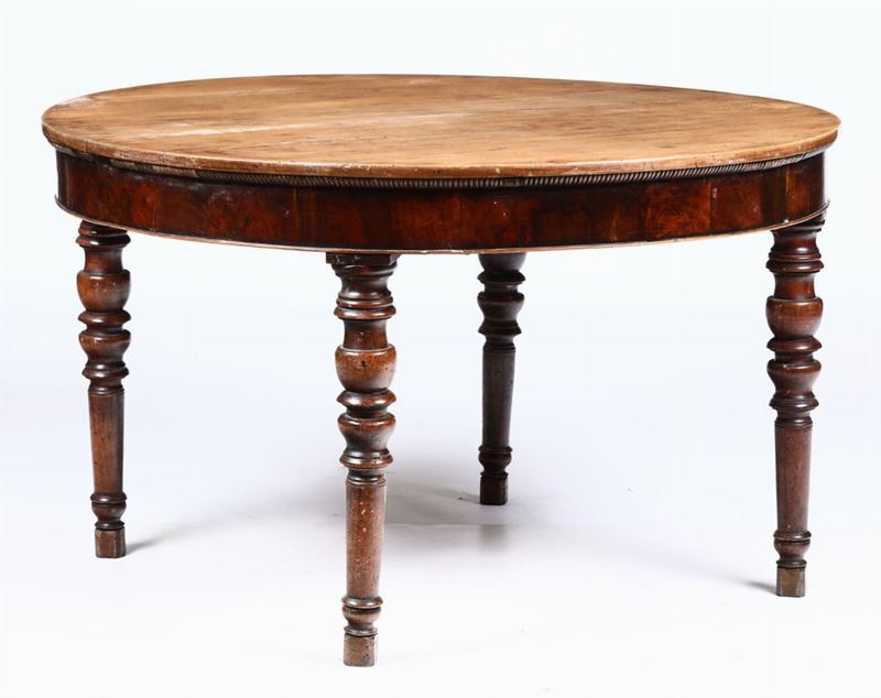 Tavolo in legno circolare, XIX secolo  - Asta Arredi, Dipinti e Oggetti d'Arte - Cambi Casa d'Aste